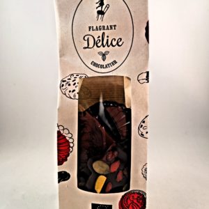 Mendiants chocolat noir bio avec physalis, mangue séchée, cranberries, graines de courge et baies de goji